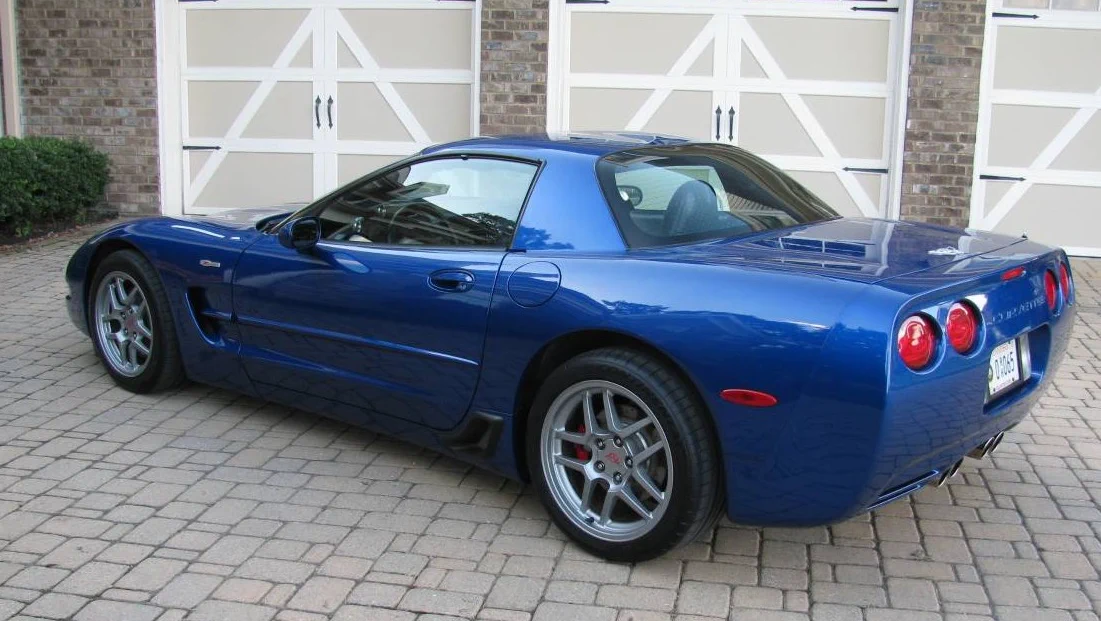 Corvette Generations/C5/C5 2003 Blue modified Z06.webp